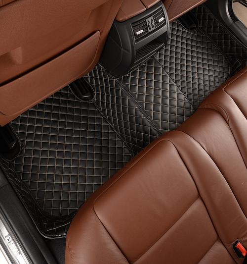 尊享奢華與安全 3D鉆石金線防滑汽車腳墊